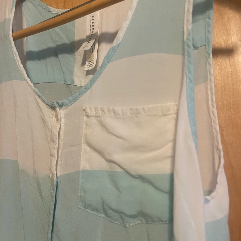 Aeropostale Sheer High-Low Buttoned Tank - Picture 2 of 4